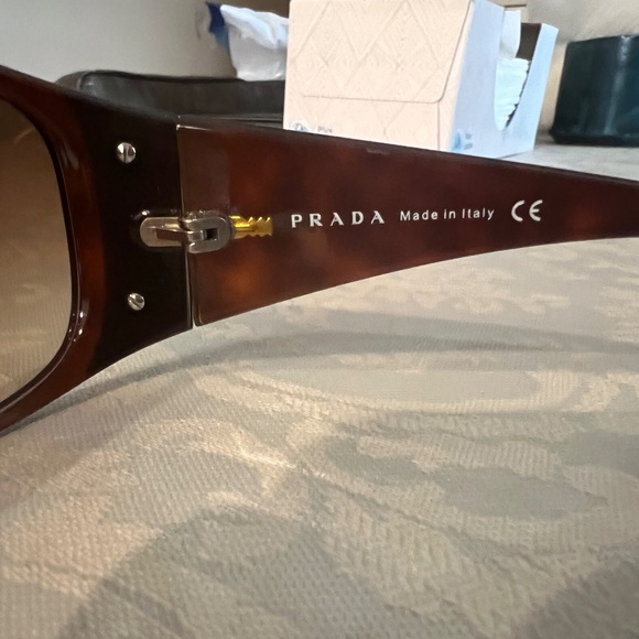 Prada Authentic Sunglasses Brown Wraps  Unisex   SPR 07G - Picture 5 of 9